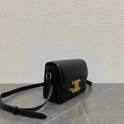 Celine Triomphe Teen Bag In Black Leather CSBS8161